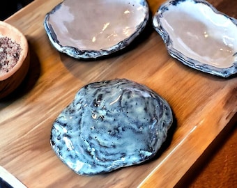 Oyster Shell Dish, Serving Sea Shells, Airbnb Decor, Appetizer Dish, Eastern Shore Gift, Seafood Restaurant Style, Nautical Wedding