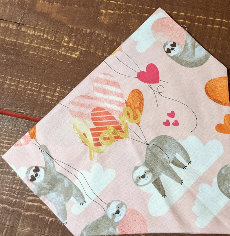 Valentine/'s Day Dog Bandana!! Sloth