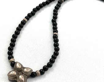 Small choker of black onyx and Afghani tribal silver