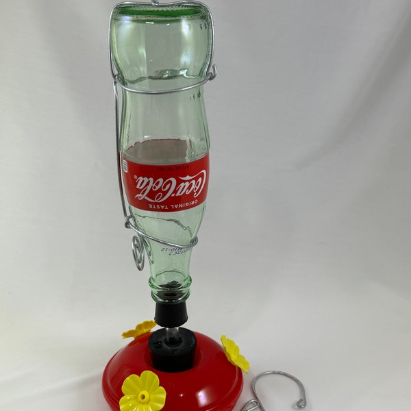 Coke bottle Hummingbird feeder 8 oz. Coca-Cola 3 flower feeding base.