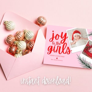 Plantilla de tarjeta fotográfica navideña editable, Alegría para las niñas, tarjeta navideña femenina, Navidad rosa