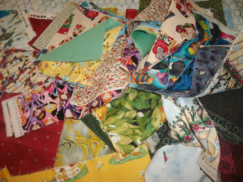 Adorable QSQ cotton fabric strip 142 panels Variety box 3.5~7.5X WOF Quilting Cutesy OOP Animals Floral Moda Rose Hubble Northcott Mum Sew