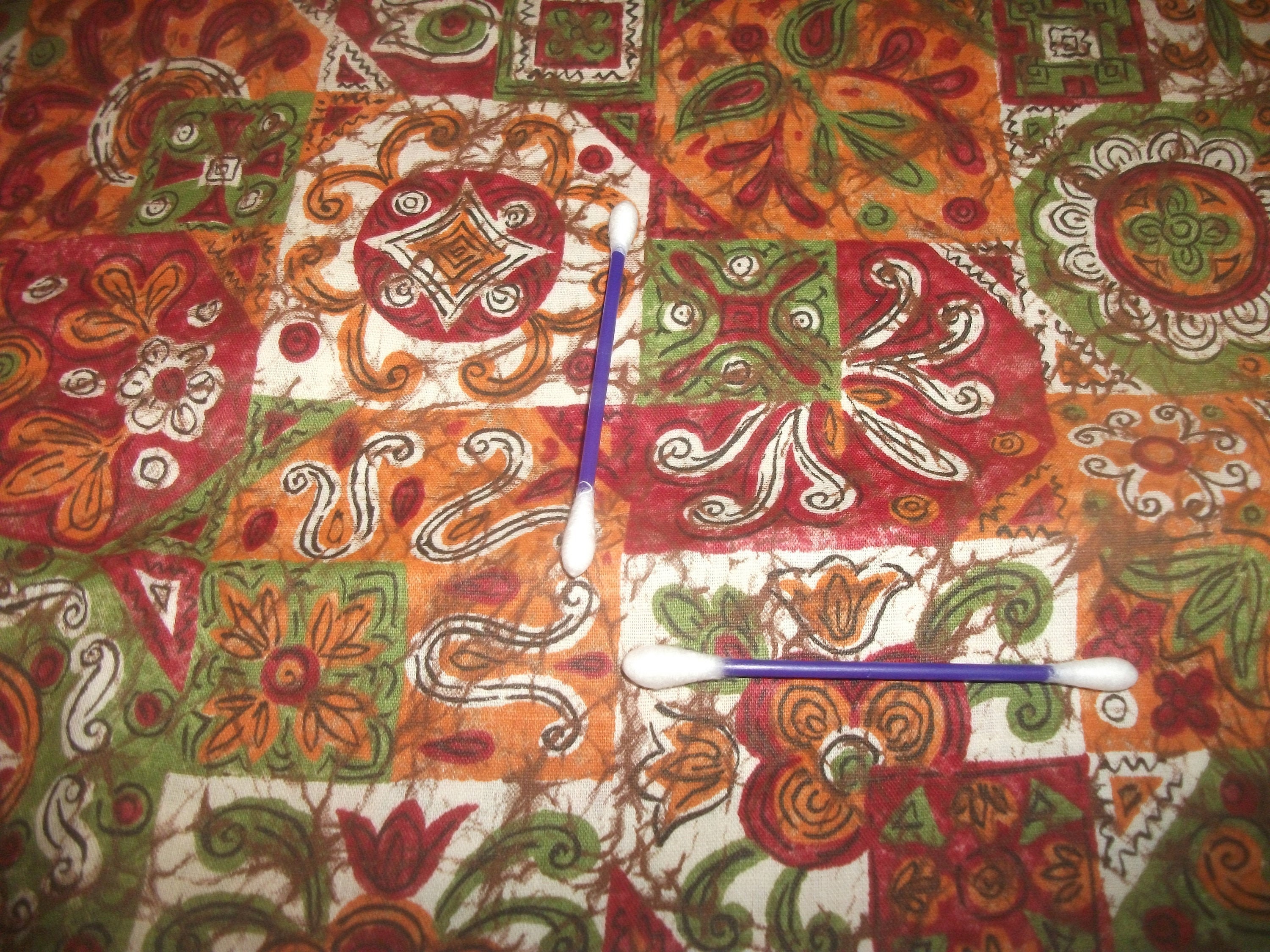 VINTAGE 36 Inch COTTON Quilting & Sewing Fabric Beautiful Print BTHY 