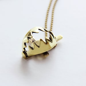 The Bear Trap Pendant - Movable Charm Necklace./ Original made and design by September room.
