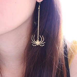 Golden Spider Earrings / Handcraft Jewelry / Brass / Woman Accessories