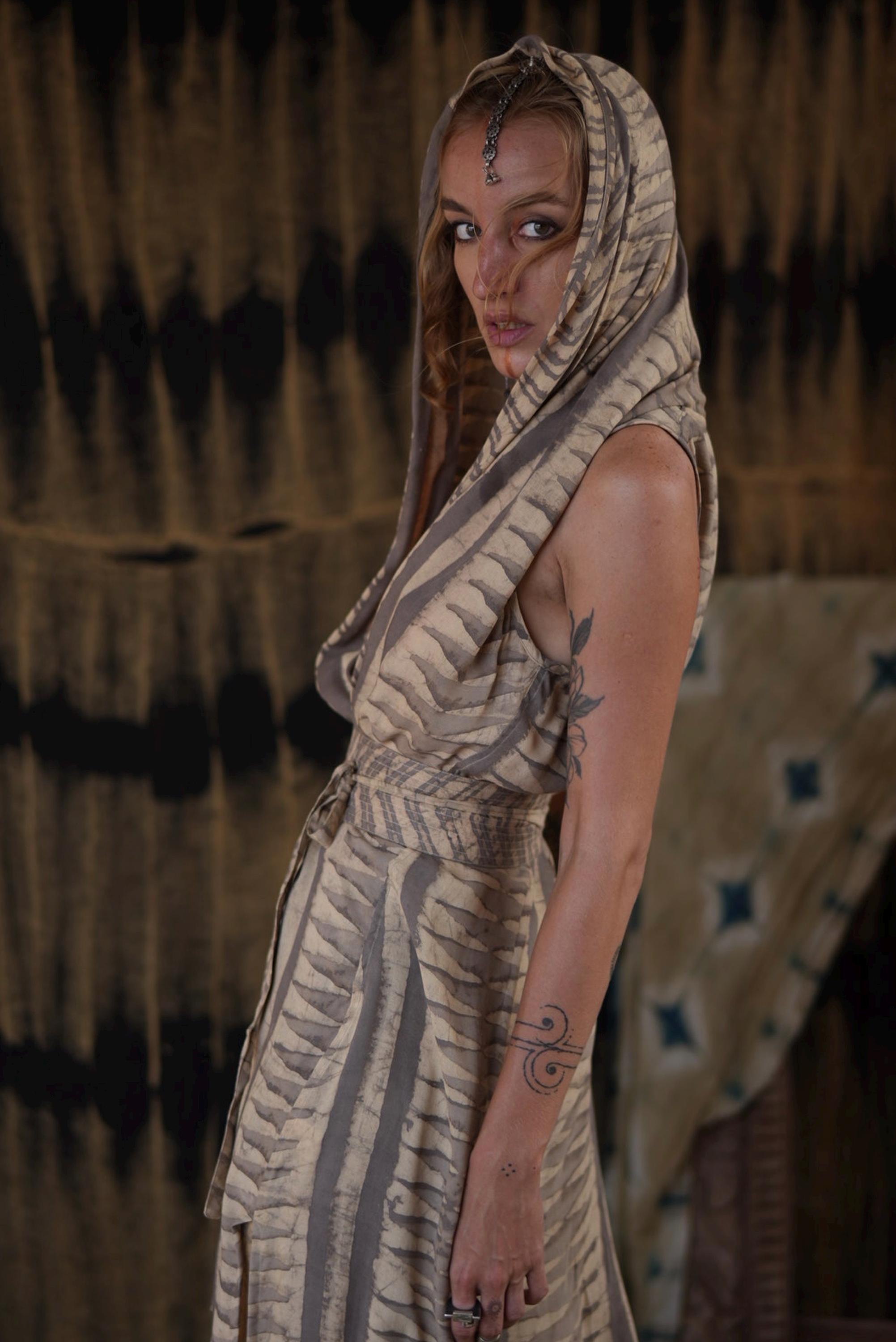 AZUMI Unisex block printed Vest•Sleeveless festival dress•Bohemian dress block print natural dyes•Unisex hooded vest, sustainable• Alekai•
