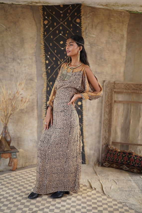 ANAKA Dress, Eco-friendly elegance by Alekai, Sustainable Style One-Size Anaka Dress: Block printed Natural dye
