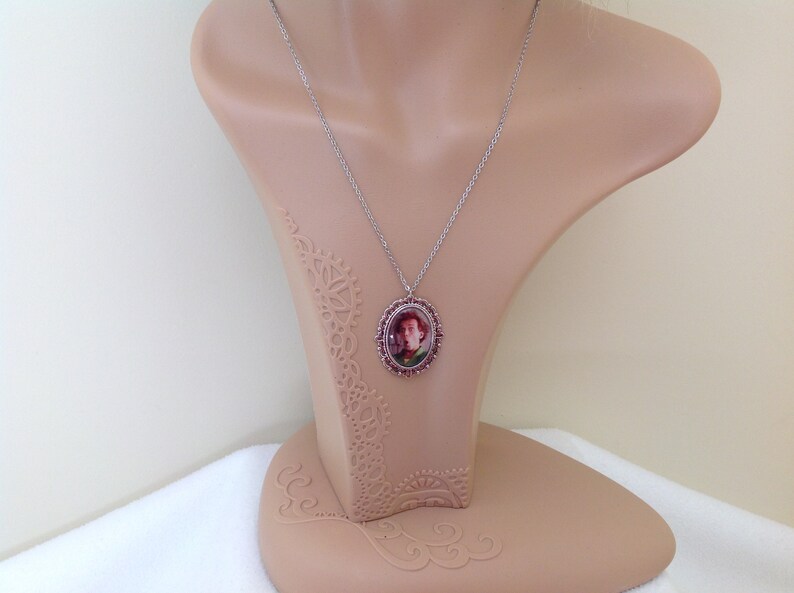 Drop Dead Fred necklace rockabilly psychobilly pin up girl kawaii kitsch retro vintage Rik Mayall cameo chain