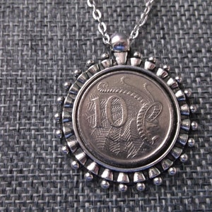Australia "10" Coin Necklace -Australia 10 Pendant  in a Pendant Tray Coin Pendant