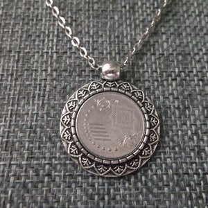 Malaysia Destar Siga  Coin Necklace - Malaysia &quot;5&quot; Coin Pendant in Pendant Tray