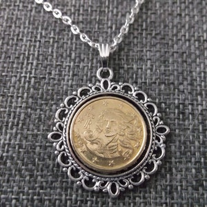 2010 Italy Gold Colored Coin Necklace in Pendant Tray  - Italy Coin Pendant dated 2010