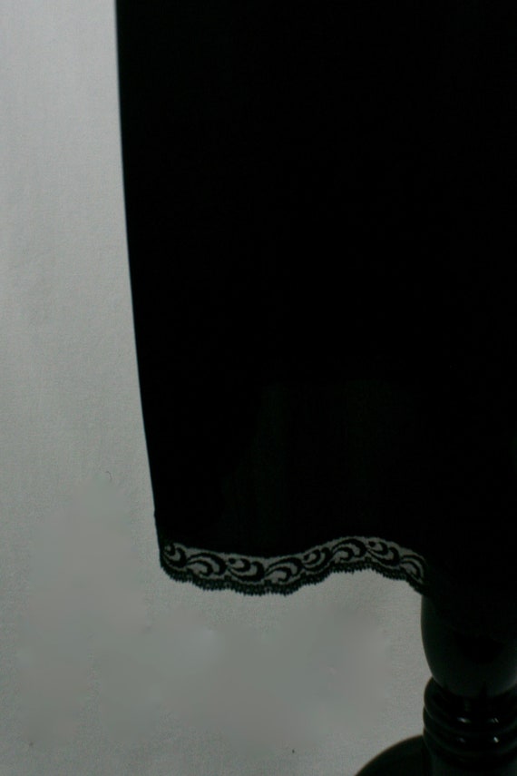 Vintage Slip Black Nylon Half Slip - image 5