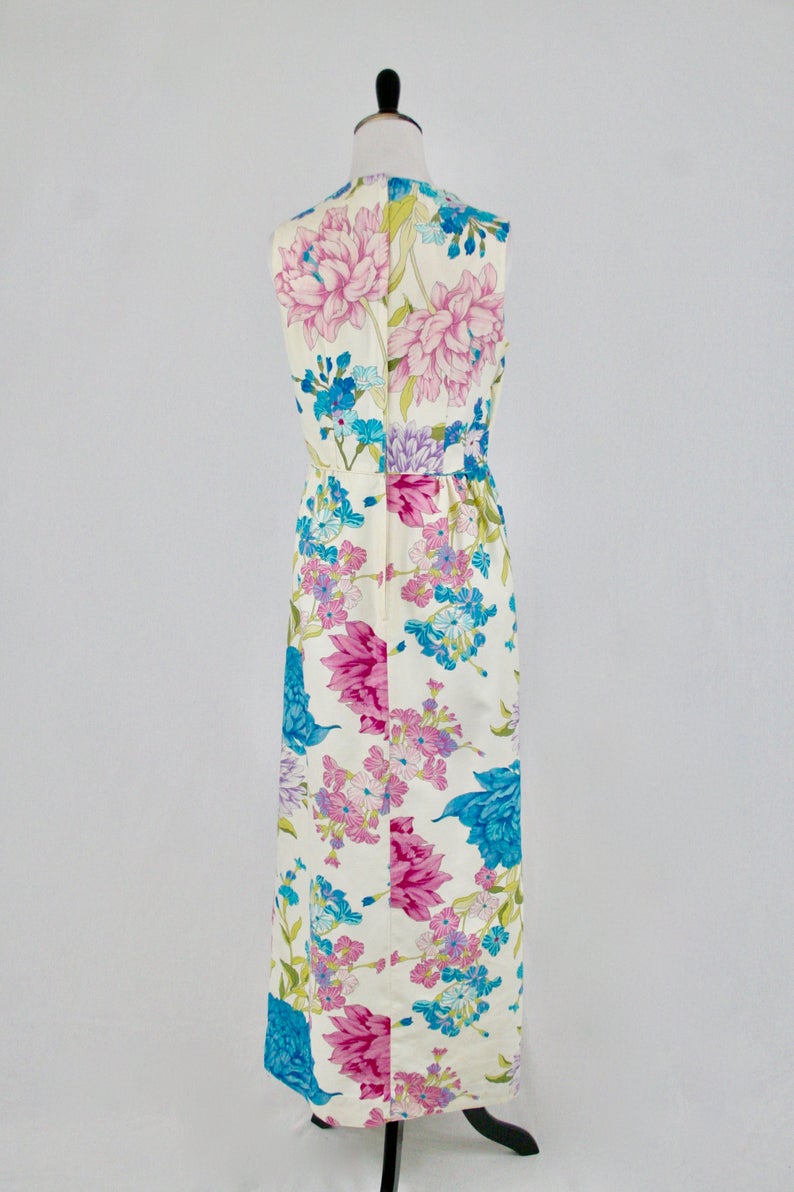 1960s Maxi Dress Park East Elegant Oversized Flower Print Cotton Pique Long Dress