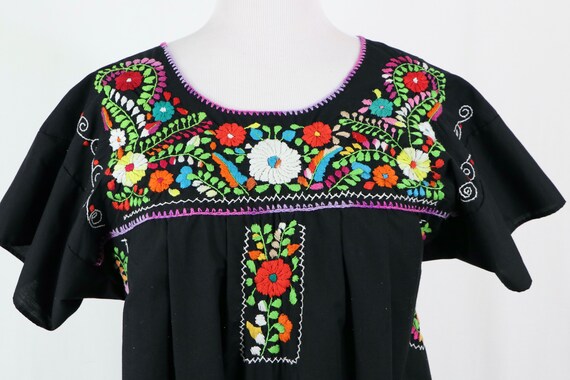 Vintage Mexican Dress Embroidered Muu Muu Dress - image 5