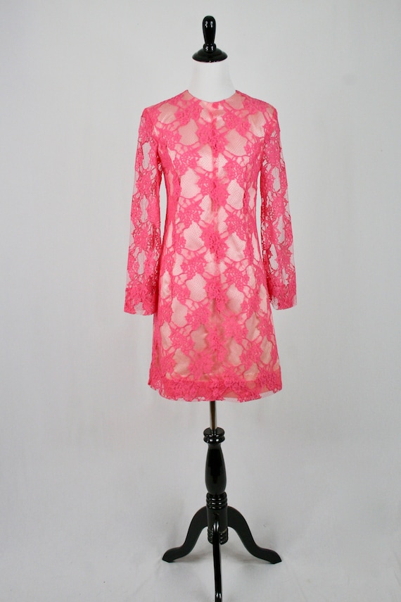 1960s Lace Dress Hot Pink Lace Sheath Bridesmaid … - image 2