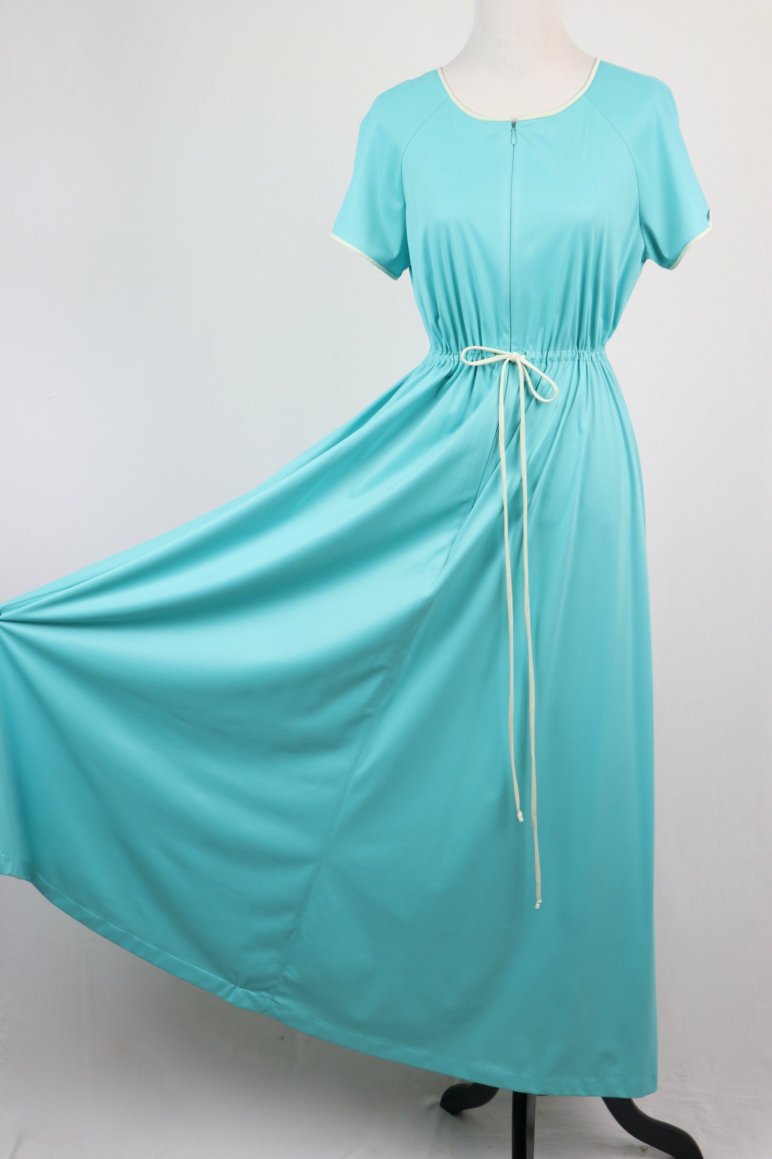 Vintage 1970s Night Gown Vanity Fair Nylon Zip Front Long Nightgown - Etsy