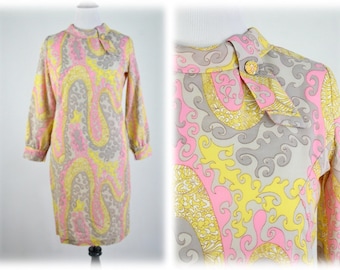 Vintage 1970s Dress Groovy Print Polyester Crepe Dress