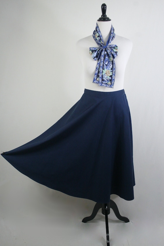 Vintage Skirt Navy Blue Flared Skirt Size 34 Volu… - image 2