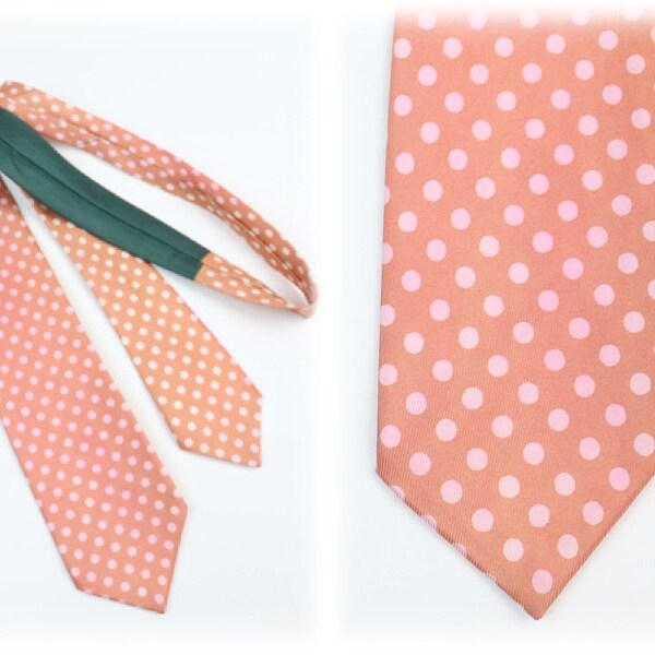Vintage 1950s Necktie Rayon Wembley Polka Dot Tie