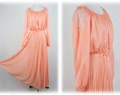1970s Dress Cold Shoulder Pleated Skirt Maxi Dress