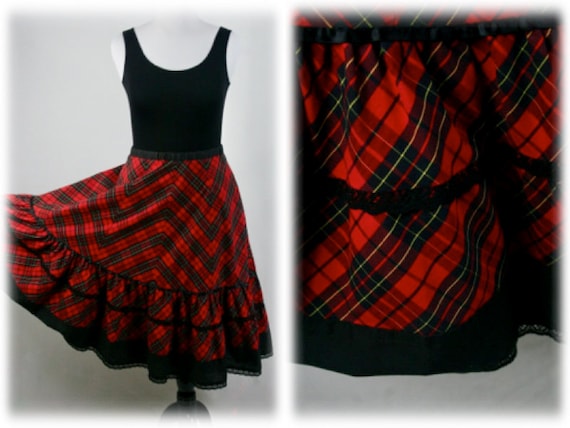 Vintage Skirt Red Plaid Prairie Skirt Volup Vinta… - image 1