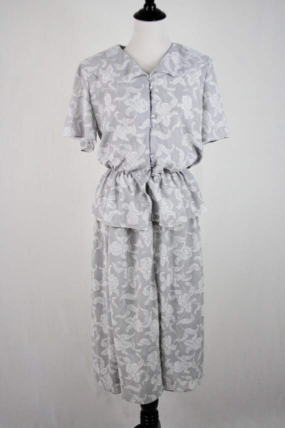 1980s Skirt Blouse Set Gray Orchid Print Peplum S… - image 3