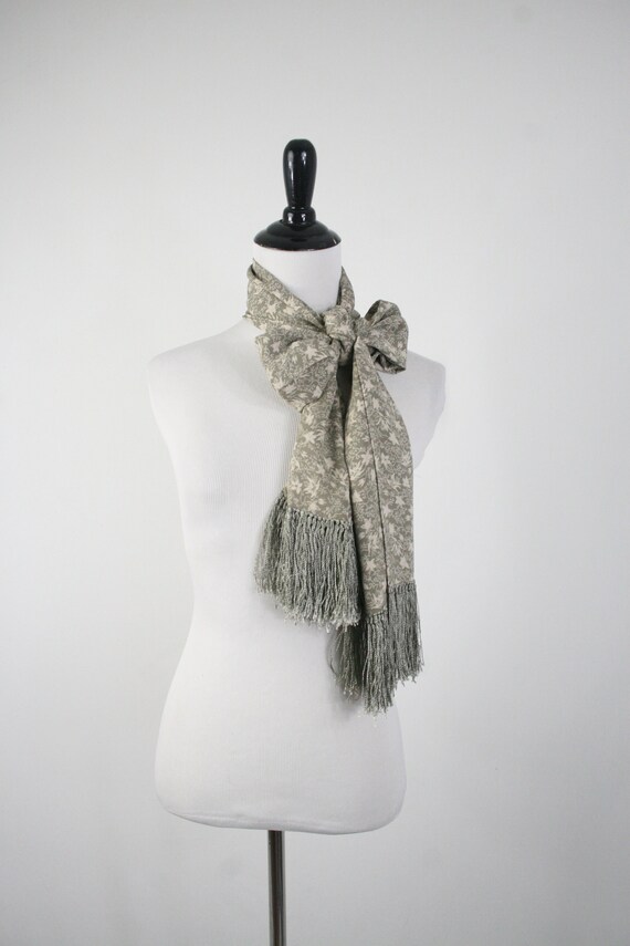 Vintage scarf / muffler Gem