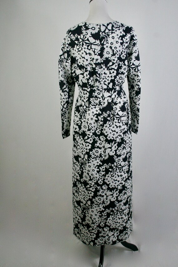 Vintage 1970s Dress Black White Floral Maxi Dress - image 7
