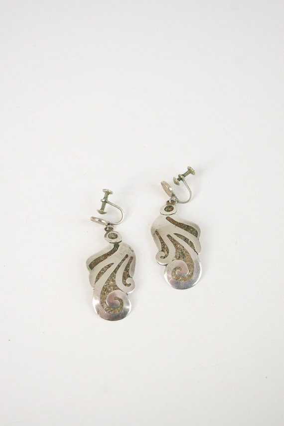 Vintage 1940s Earrings Mexican Silver Inlay Dangle