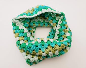 Crochet Neckwarmer, Green Granny Stripe Cowl, Circular Scarf, Autumn/Winter Accessory