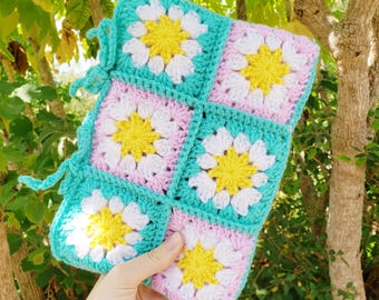 Daisy Book Sleeve, Crocheted Book Cover, Handmade Book Case, Daisy Flower Granny Squares