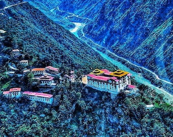 Trashigang Dzong 2019 - Reines bhutanisches Oudöl - Traditionelle Deg-Serie