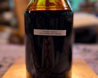 Óleo Essencial de Patchouli Ateek Vintage 1979: Grau Real de Sumatra do Norte