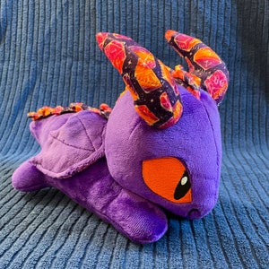 Dragon Plushie / Dice d20 Cute Mythical Gaming Plush / Gift for Gamer and Board Game Fan