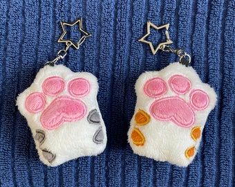 Cat Keychain | Cute and Kawaii Pet Keychain Gift for Cat Mom or Dad