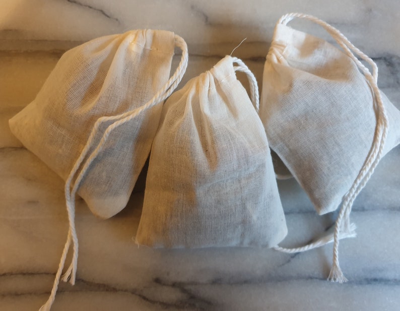 Bimble Natural Moth Repellent Herb Drawer Freshener Bags image 3