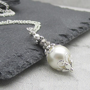 Ivory Pearl Bridal Necklace, Ivory Wedding, Bridesmaid Jewellery, Brides Necklace, Pearl Drop Pendant, Bridal Party Gift Matching Bridal Set