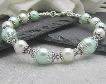 Mint and Ivory Bridesmaid Bracelet, Pearl Wedding Jewellery, Pale Green Bracelet, Mint Wedding, Bridesmaid Gift, Jewellery Sets