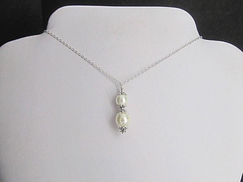 Ivory Pearl Drop Wedding Necklace, Pearl Bridal Jewellery, Bridesmaid Necklace, Bridal Party Gifts, Simple Pearl Pendant, Wedding Jewellery image 4