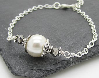 Ivory Pearl Bracelet, Pearl Bridal Jewellery, Bridesmaid Sets, Ivory Wedding, Bridal Party Gift, Simple Jewellery