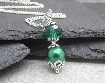 Emerald Green Pearl and Crystal Bridesmaid Necklace, Forest Wedding Jewellery, Dark Green Bridesmaid Gift Ideas, Matching Pearl Sets