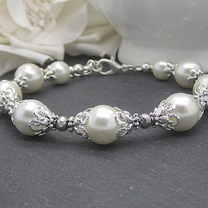 Ivory Wedding Pearl Bracelet, Brides Bracelet, Pearl Bridal Jewellery, Bridesmaid Bracelet Sets, Bridal Party Gifts, Matching Pearl Sets, image 1