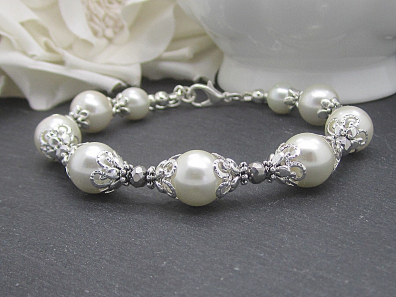 Ivory Wedding Pearl Bracelet, Brides Bracelet, Pearl Bridal Jewellery, Bridesmaid Bracelet Sets, Bridal Party Gifts, Matching Pearl Sets, image 1