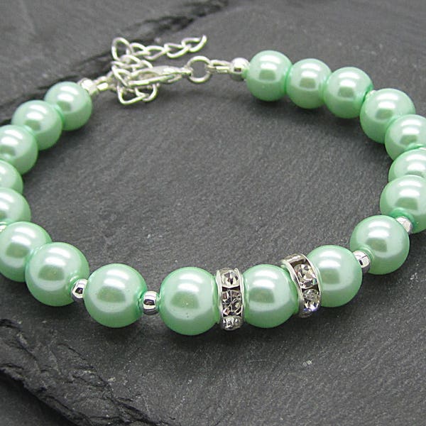 Mint Green Pearl Jewellery, Bridesmaid Bracelets, Pastel Green Jewellery, Green Weddings, Bridesmaid Jewellery, Wedding Bracelet