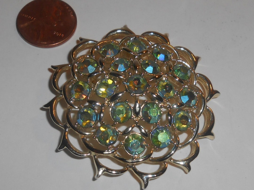 Broche Sarah Coventry Aurora Borealis – Grand Modèle, Strass, Couleur Or, Occasion