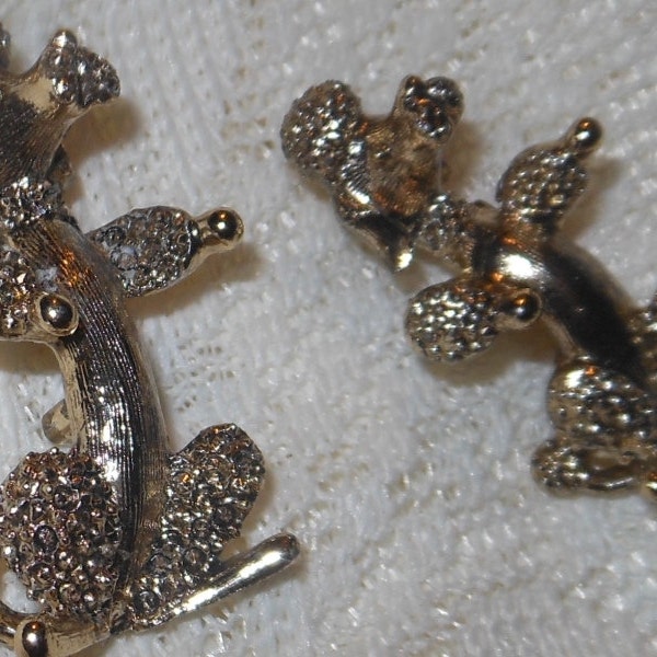 Vintage Set 1950 /1960s GERRY'S Gold Tone Textured Figural "Poodle Dog" Scatter Pin Brooches