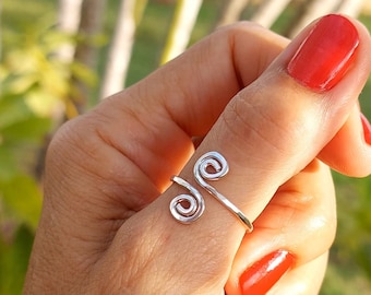 Hammered Sterling Silver Double Spiral Thumb Ring: Handmade Minimalist Jewelry