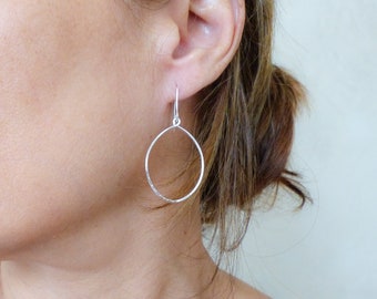 Sterling Silver Thin Hammered Oval Earrings//Lightweight Silver Dangles//Earrings Women//Handmade Jewelry