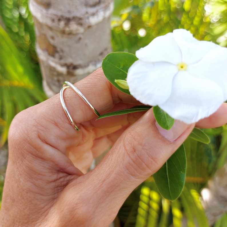 Criss Cross Ring, X Ring Silver, Minimalist Ring, Crossover Ring For Women, Gifts For Her, Handmade Jewelry image 6