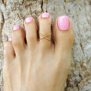 Infinity Toe Ring//Gold Toe Ring//Silver Toe Ring//Adjustable Toe Rings Handmade Jewelry image 3